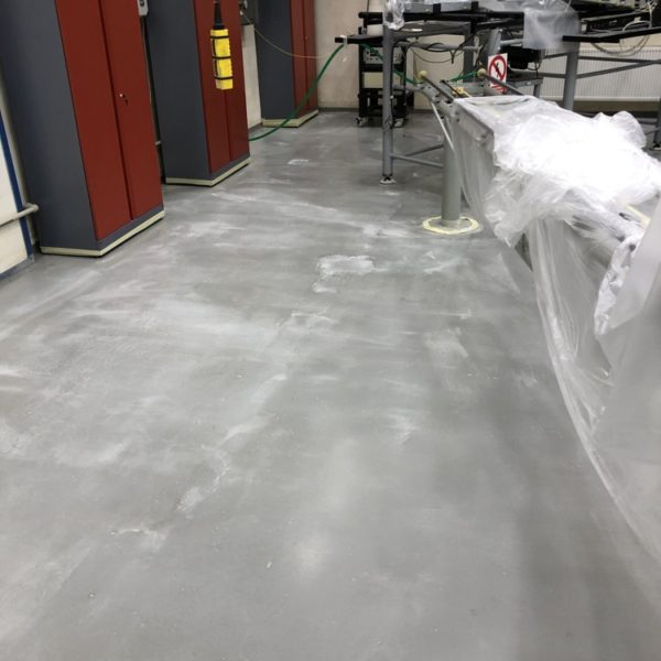 revitalizujeme laboratorni podlahy